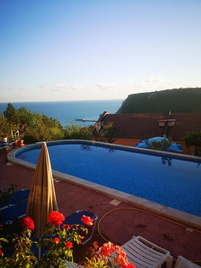 Apartmán Complex Karia III Kavarna Exteriér fotografie