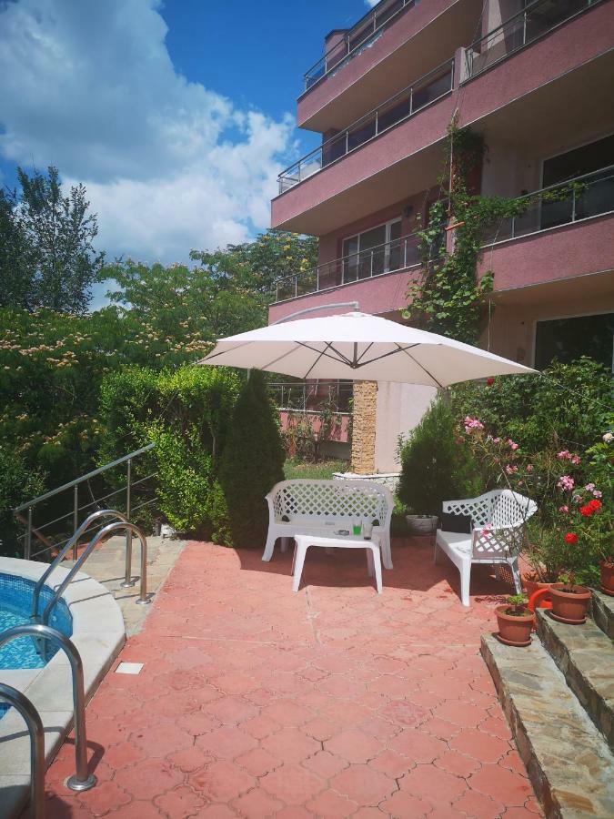 Apartmán Complex Karia III Kavarna Exteriér fotografie