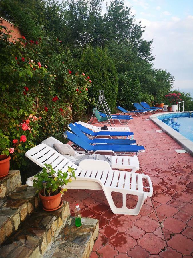 Apartmán Complex Karia III Kavarna Exteriér fotografie